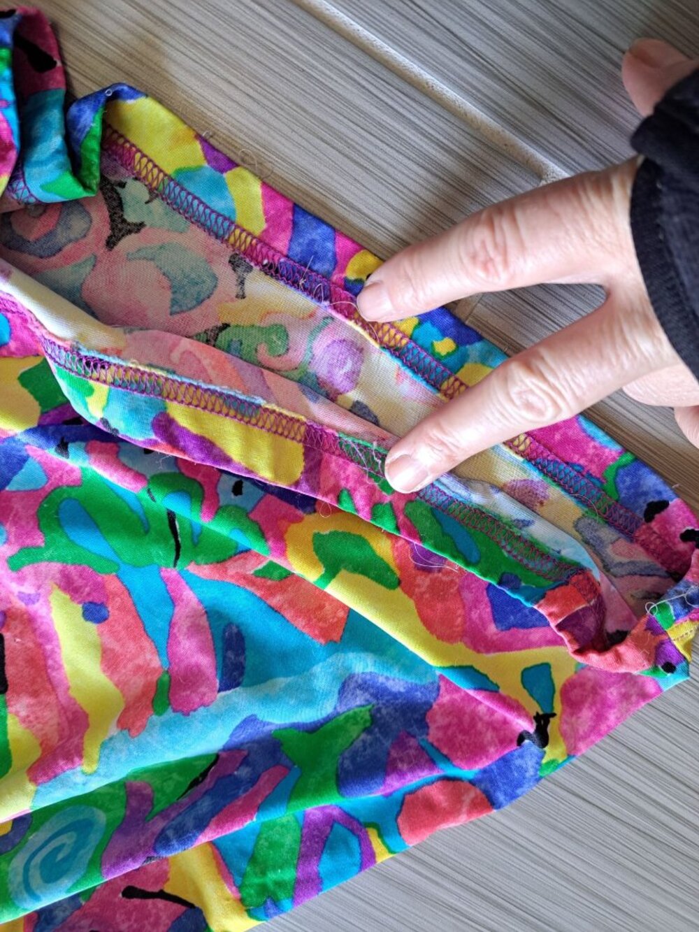 Vintage Colorful Abstract Neon Elastic Waist Shorts M USA Ocean Pacific OP - Picture 12 of 12